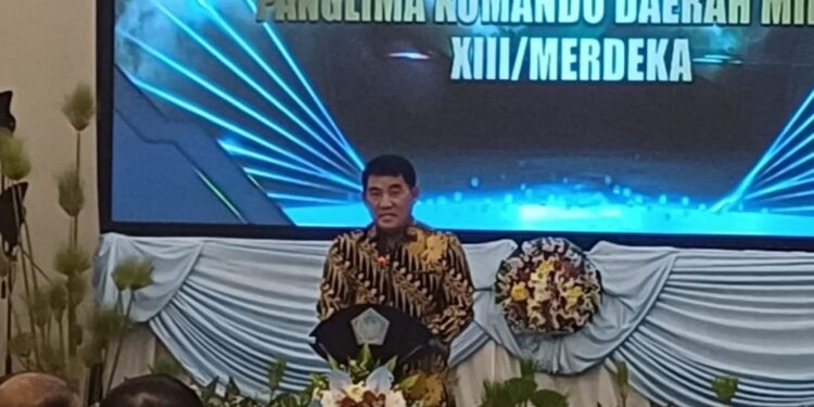 Gubernur YSK Sampaikan Hal Ini di Acara Pisah Sambut Pangdam XIII/Merdeka