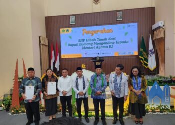 Menteri Agama Nazaruddin Umar Menerima Gelar Adat Mongondow dan Hibah Tanah Kampus di Bolmong