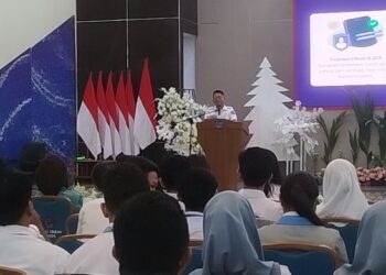 Buka Festival Literasi 2025, Ini Pesan Sekprov Tahlis Gallang