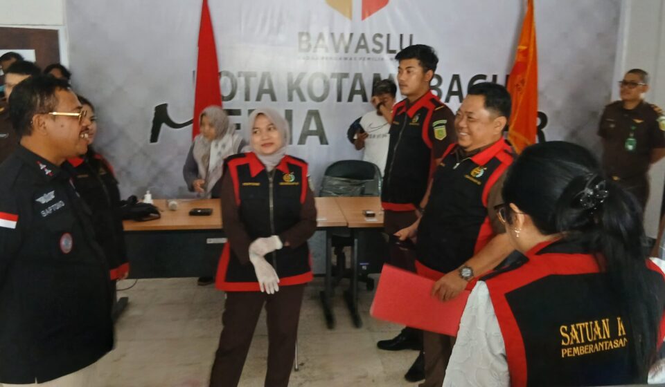 Kejari Geledah Kantor Bawaslu Kotamobagu Terkait Dugaan Korupsi Dana Hibah
