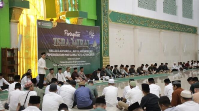 
Peringatan Isra Miraj di Masjid Agung Baitul Makmur Kotamobagu.