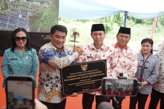 
287 Warga Sitaro Resmi Menjadi Warga Bolsel, Huntap Modisi Diserahterimakan