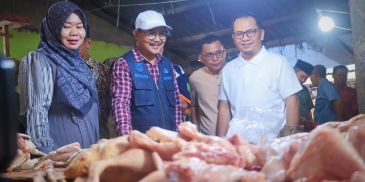 Wabup Rohman Sidak Pasar Randik, Pastikan Harga Sembako di Muba Stabil Selama Ramadan