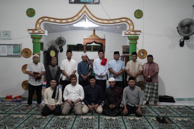
Safari Ramadan Pemda Bolsel di Milangodaa, Bupati Ajak Warga Perkuat Kepedulian Sosial
