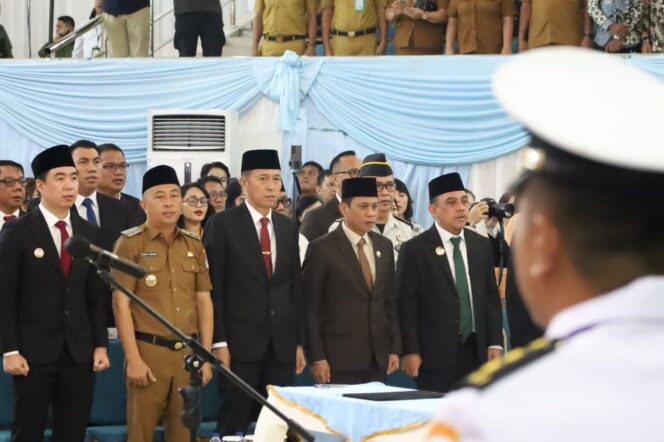 
 Bupati Bolsel Hadiri Pelantikan Tahlis Gallang Sebagai Sekprov Sulut