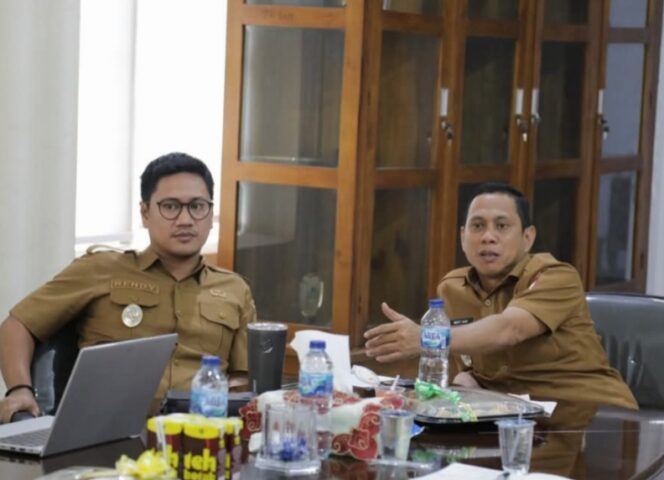 
Wali Kota Kotamobagu Weny Gaib dan Wakil Wali Kota Rendy Mangkat.