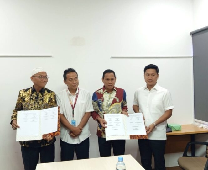 
Wali Kota Weny Gabib Teken Dokumen Kunci Revisi RTRW di Jakarta