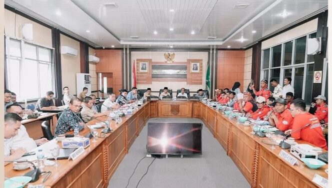 
Komisi IV DPRD Muba Gelar RDP Bahas Perlindungan dan Pemenuhan Hak Buruh
