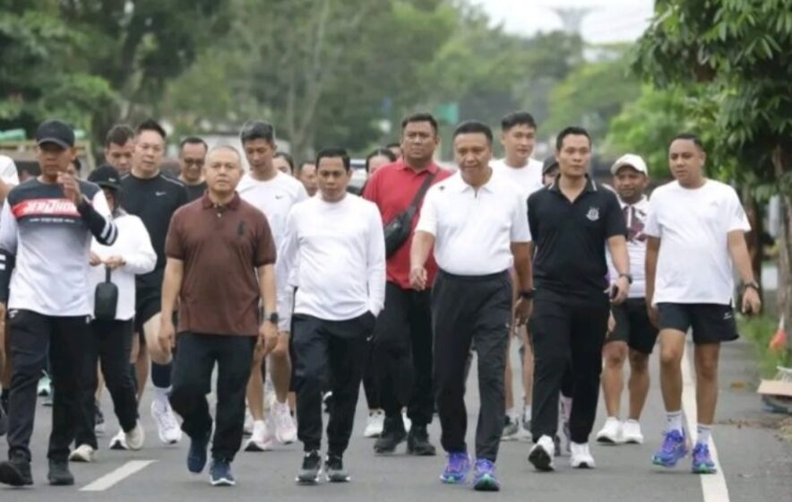 Wali Kota Kotamobagu dan Kajati Sulut Jalan Sehat Bersama