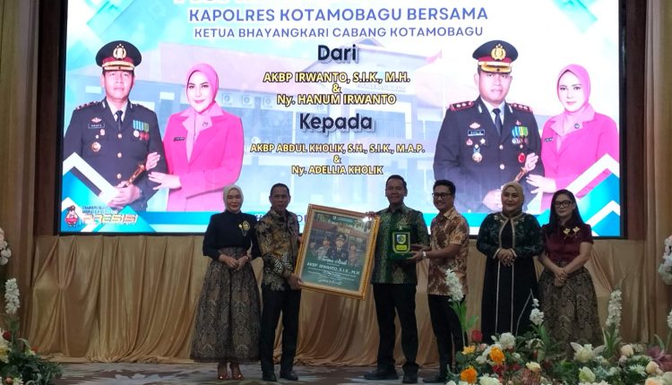 Wali Kota Weny Gaib Lepas Irwanto, Sambut Kholik